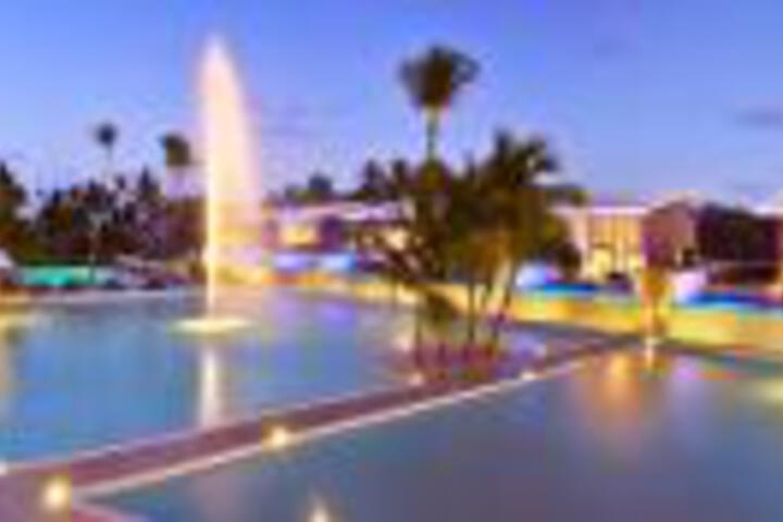 Pool 13 of 39