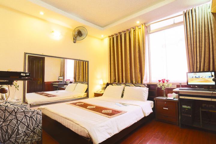 Room 4 of 22