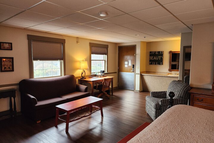 Room 136 of 259