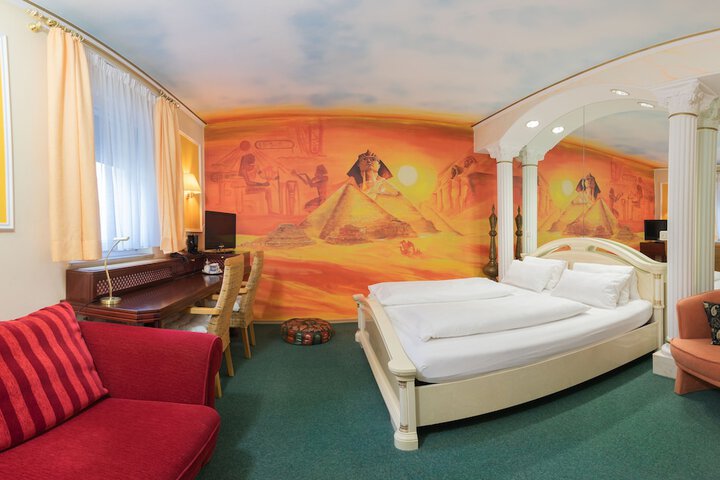Room 16 of 57