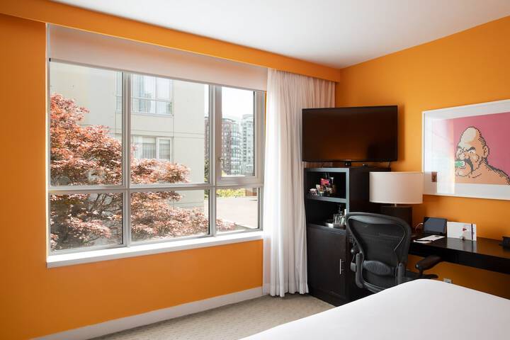 Room 45 of 79