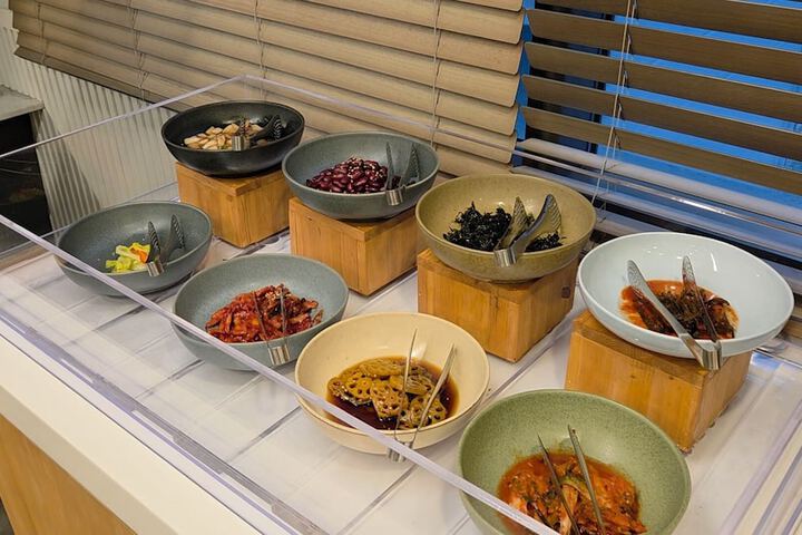 Dining 60 of 75