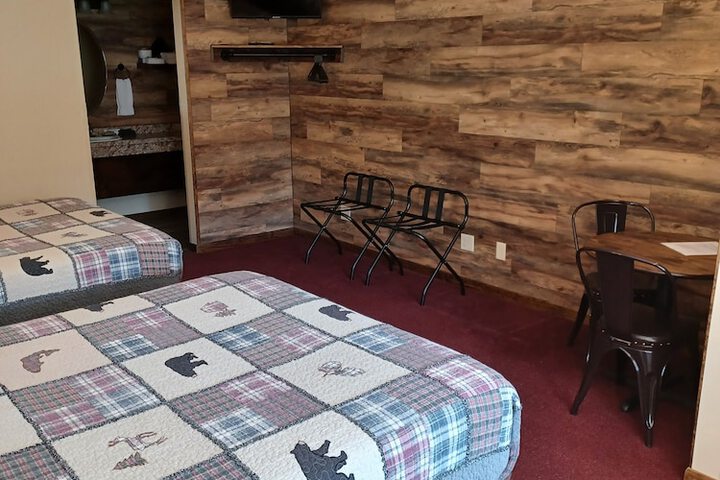 Room 6 of 23