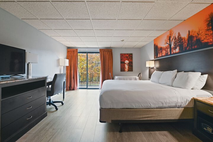 Room 8 of 59