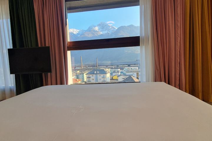 Hotel View 152 of 153