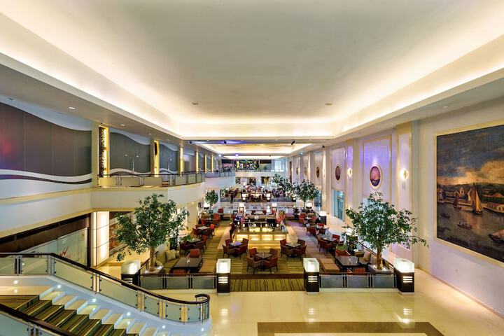 Guest Lobby
