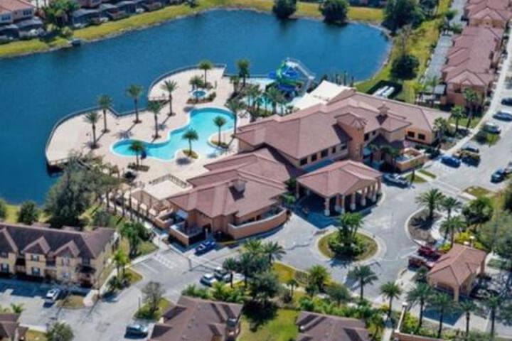 Ro4t 2708Bd in Orlando, FL