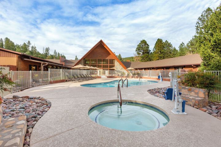 Pool 33 of 52
