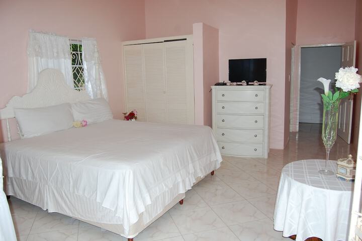 Room 16 of 69