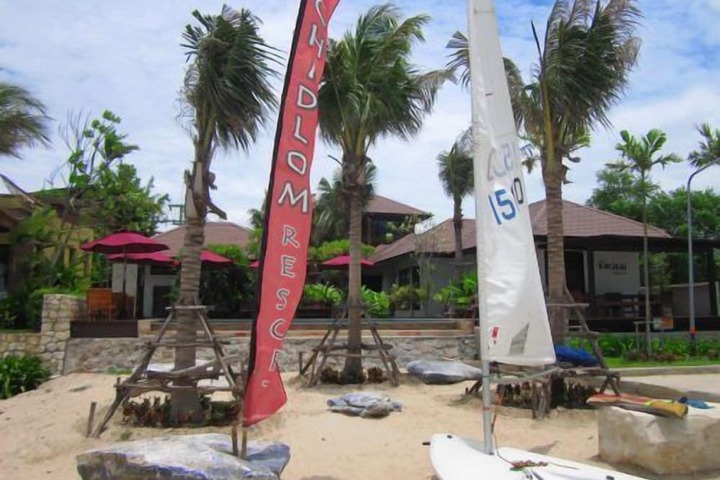 Beach 43 of 54
