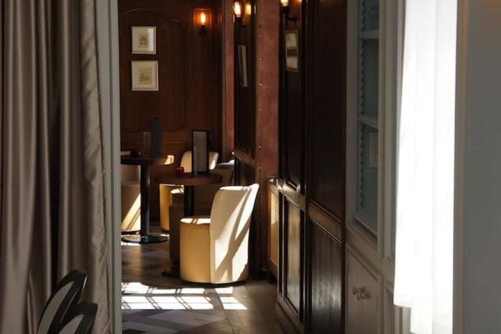 Dining Photos