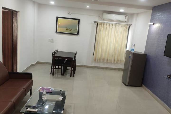 Room 3 of 6