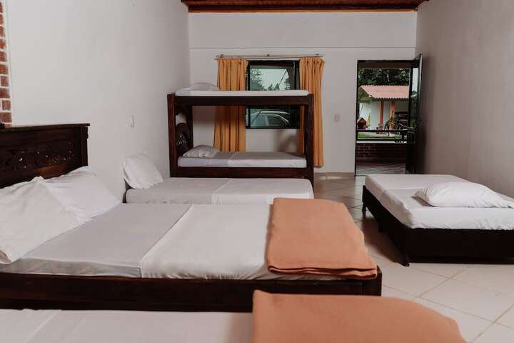 Room 13 of 62