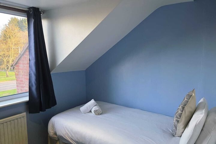 Room 41 of 60