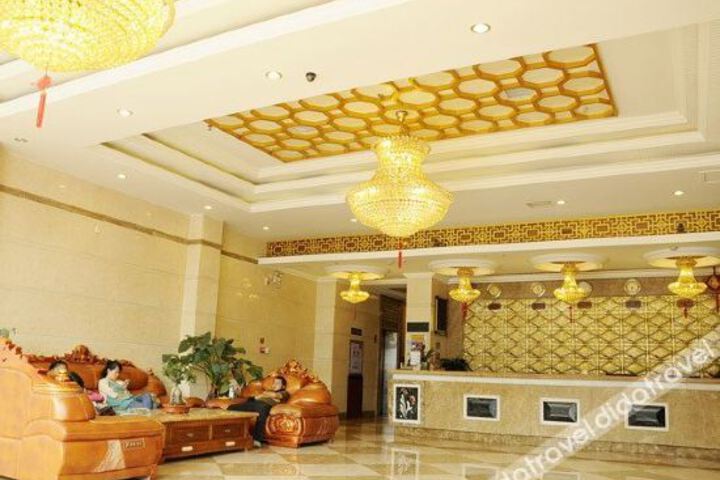Hotel Interior 7 of 17