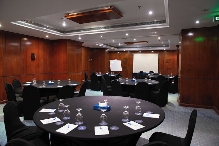 Ballroom/Hall 56 of 75