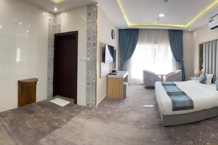 Room 8 of 47