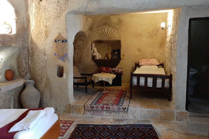 Room 2 of 59