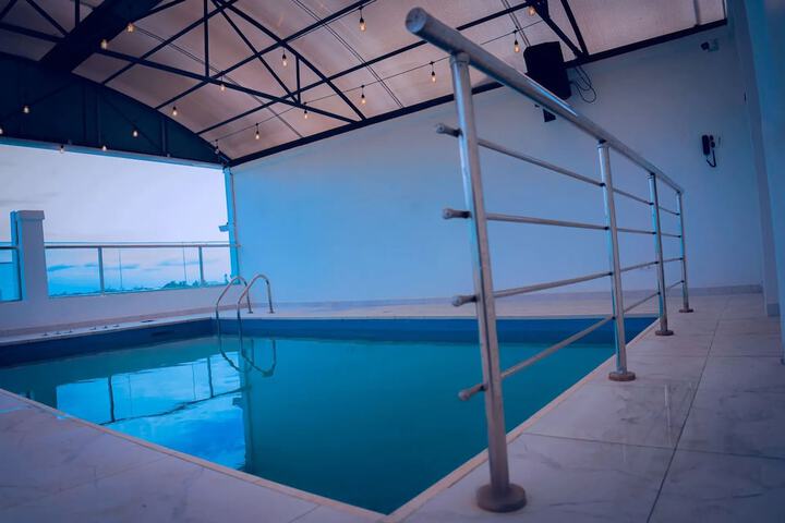 Pool 18 of 27