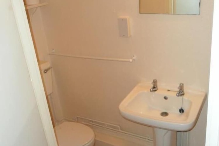 Room 45 of 61