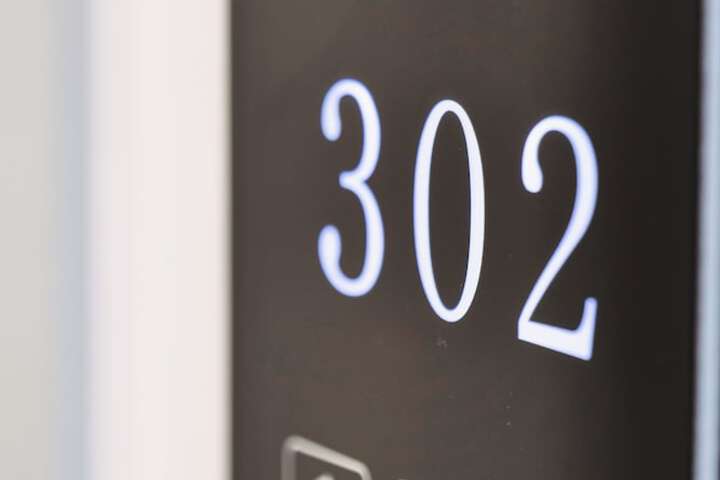 Room 5 of 65