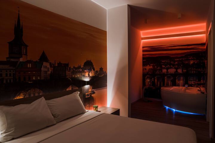 Room 42 of 71
