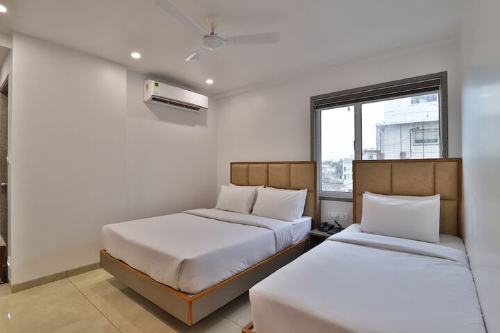 Room 18 of 43