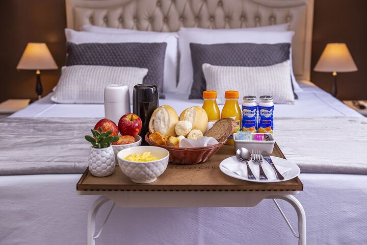 Breakfast/Coffee Service 85 of 126