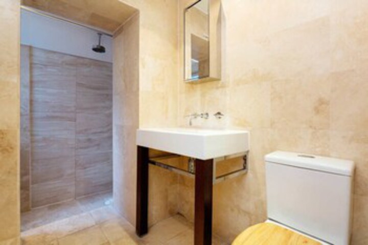 Room 2 of 13