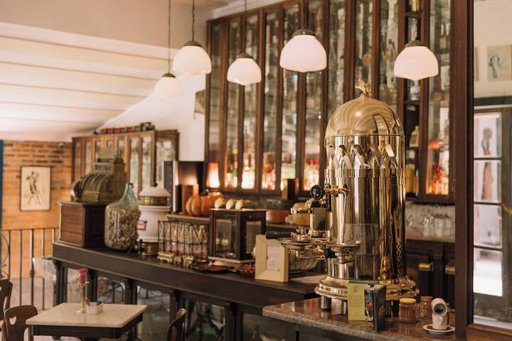 Breakfast/Coffee Service 75 of 227