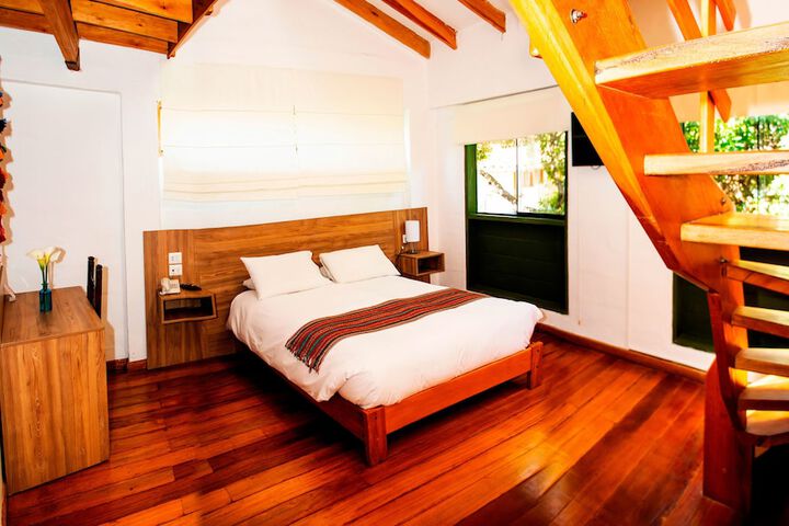 Room 32 of 72