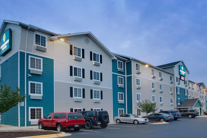 Hotel 11 of 14