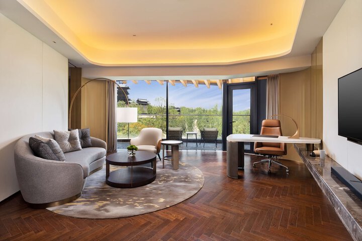 Room 20 of 35