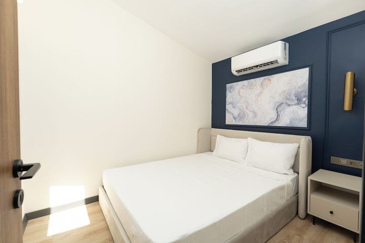Room 25 of 111