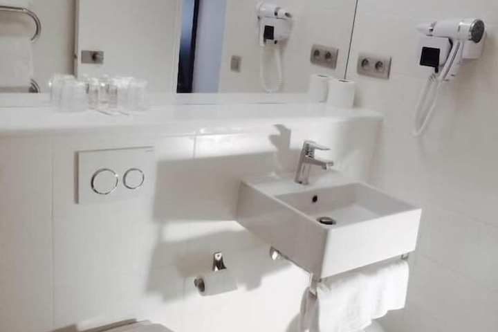 Bath Photo