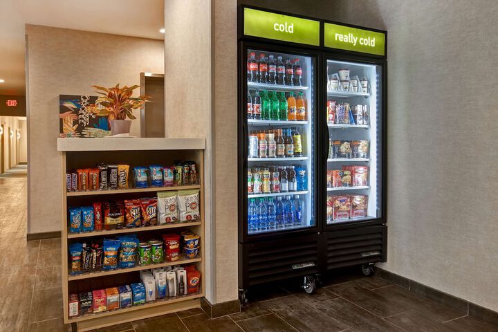 Snack bar