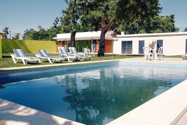 Pool Hotel