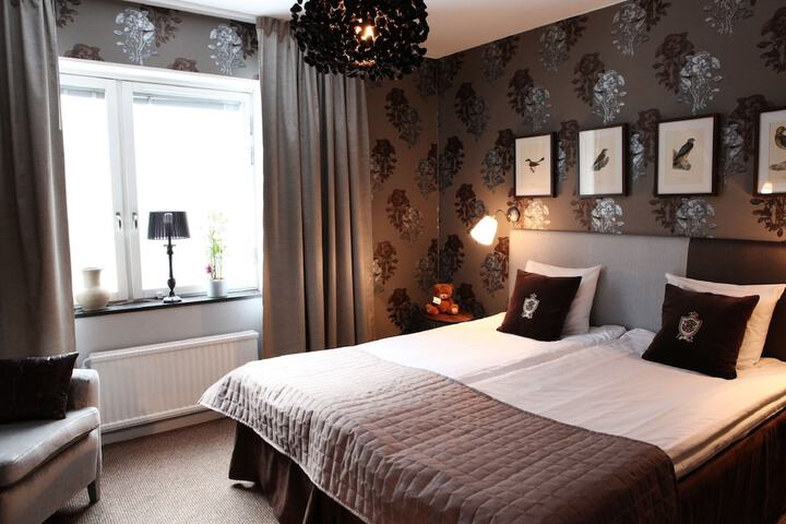 Room 14 of 94