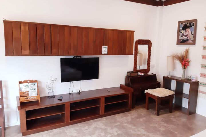 Room 8 of 37