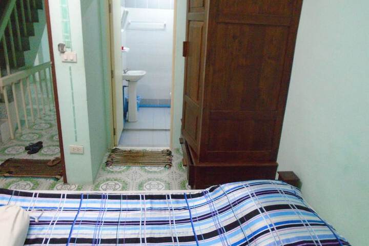 Room 3 of 19