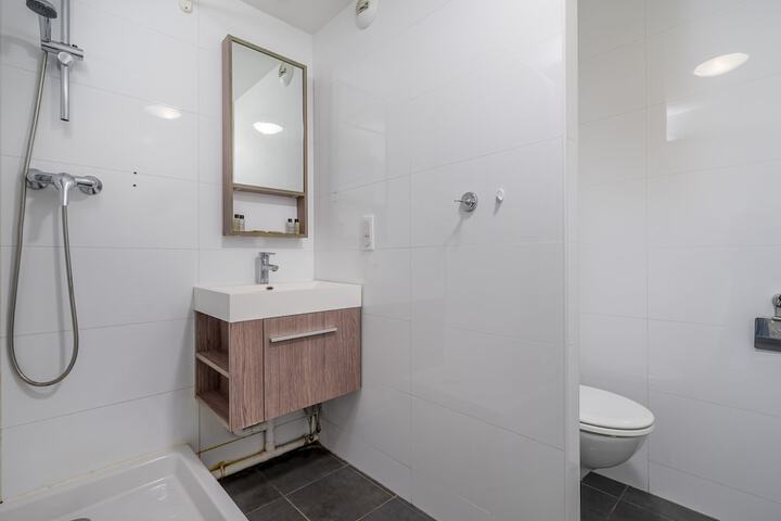 Room 43 of 50