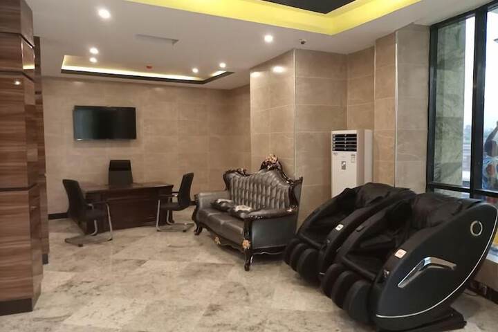 Hotel Interior 7 of 67
