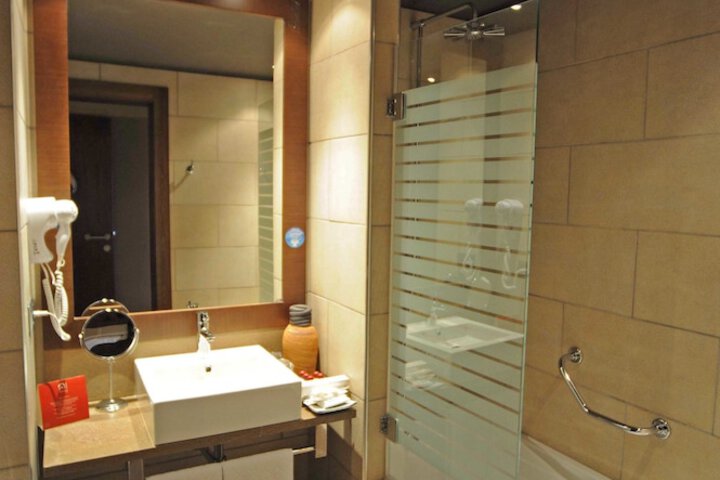 Clean Restrooms