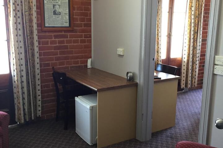 Room 16 of 36
