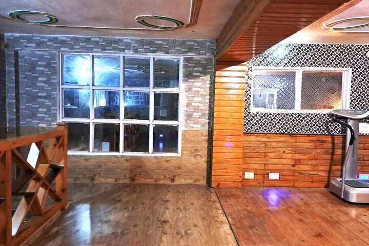 Room 16 of 25