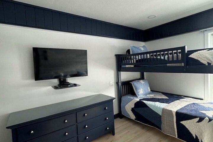 Room 56 of 125