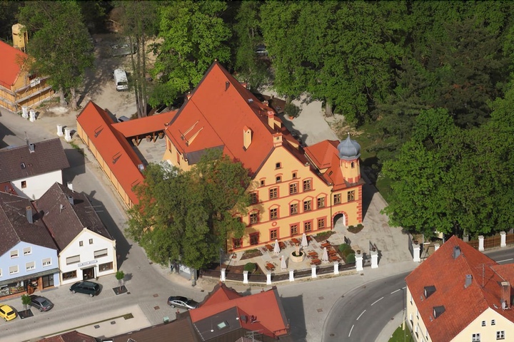 SCHLOSS GERZEN