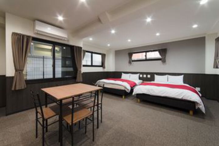 Room 7 of 29