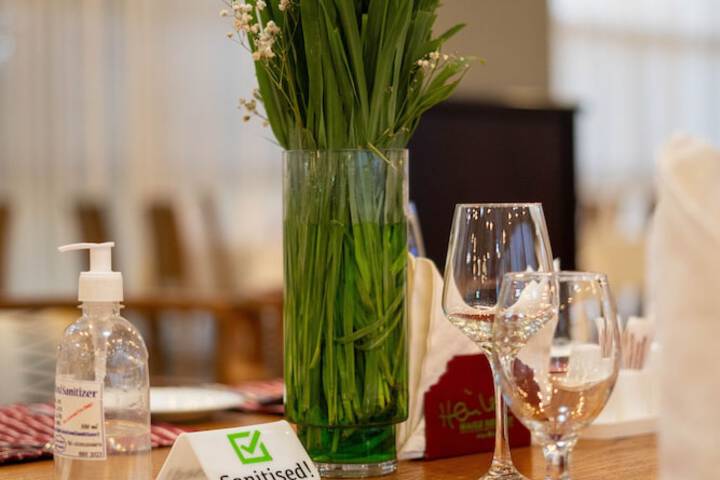 Dining 95 of 120