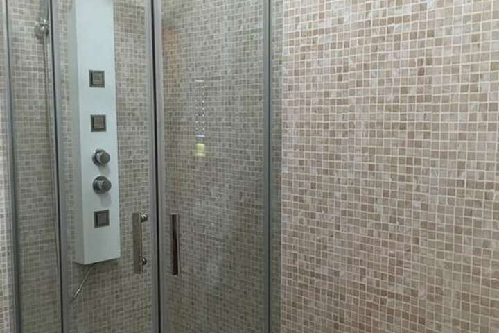 Room 17 of 74